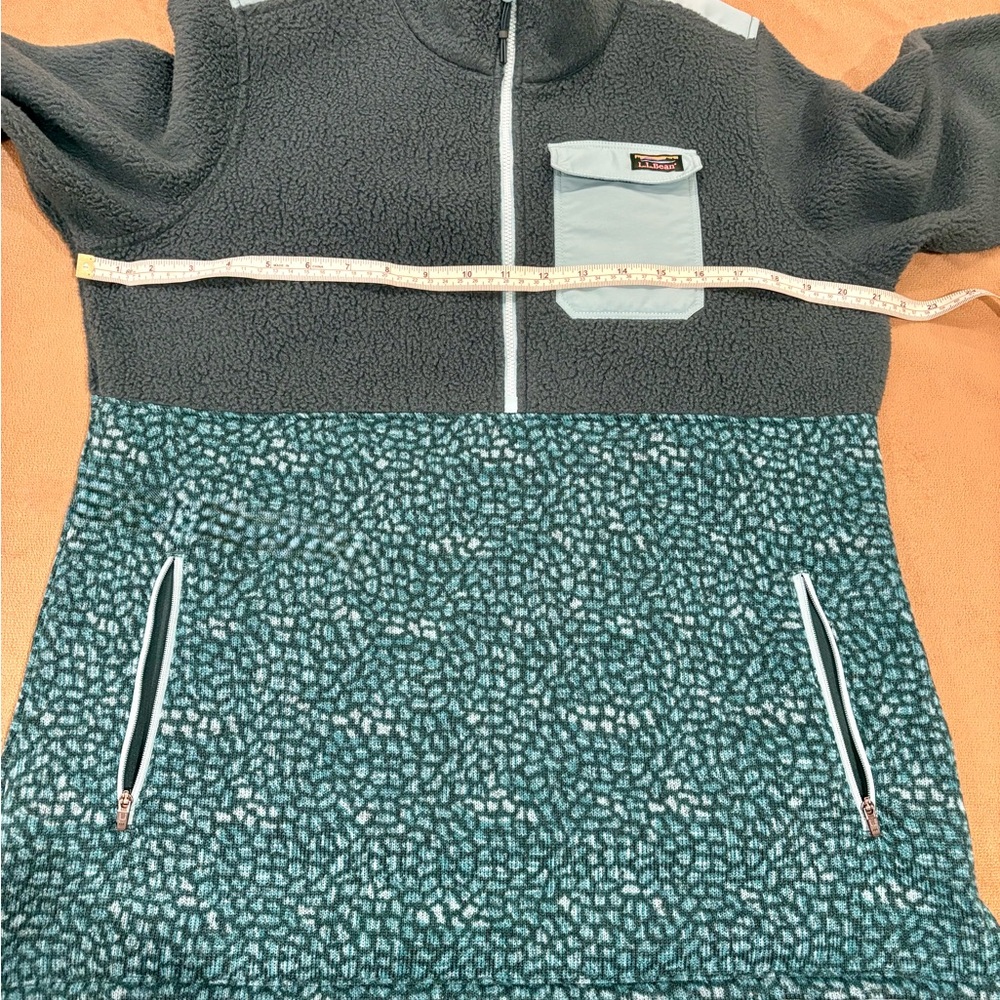 LL Bean pullover - Picture 2 of 10